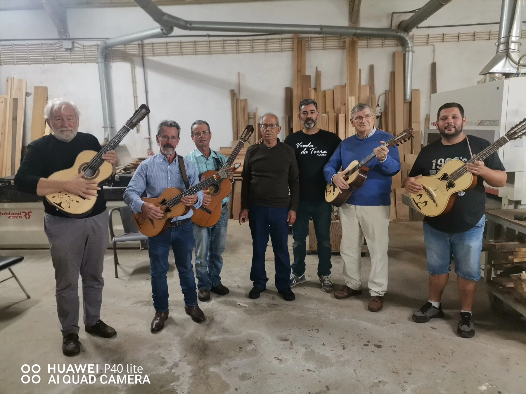 Raimundo Leonardes marks Viola da Terra Day with practical session and new website